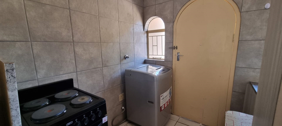 2 Bedroom Property for Sale in Heuwelsig Free State